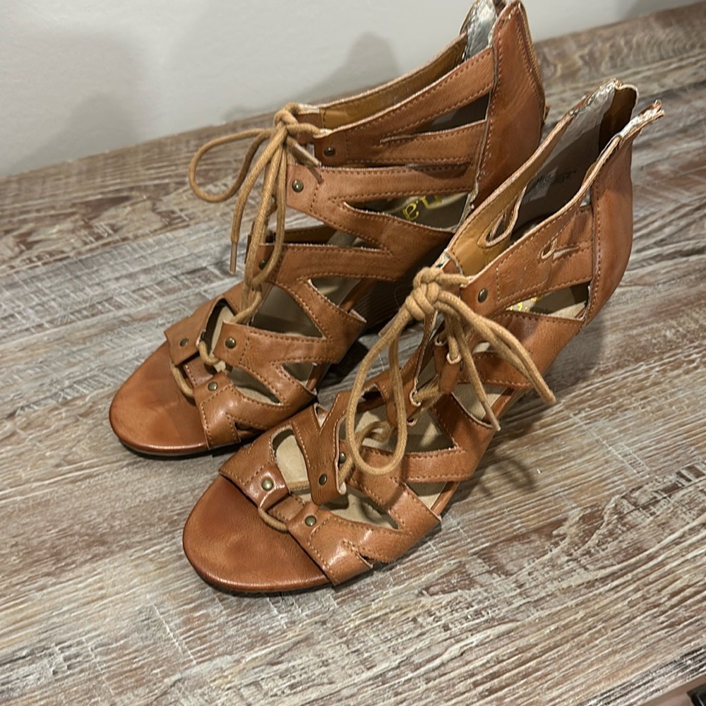 Ana sandals